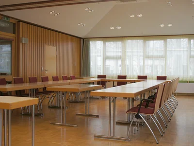 Seminarraum 4 und 5 (zusammen)