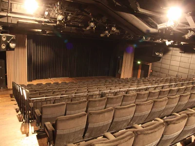 Arena Multifunktionssaal (Kino, Theater, Diskothek
